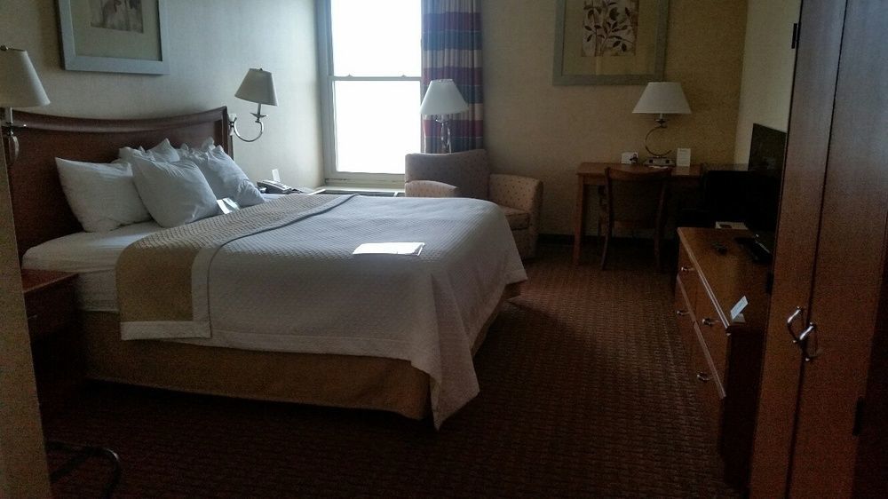 Quality Inn Bangor Airport Exterior photo