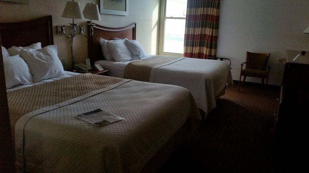 Quality Inn Bangor Airport Exterior photo