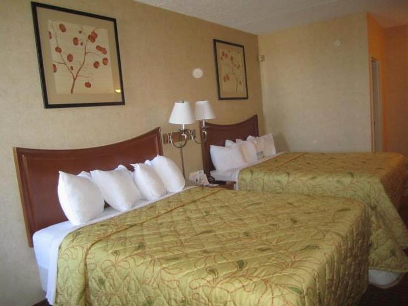 Quality Inn Bangor Airport Exterior photo