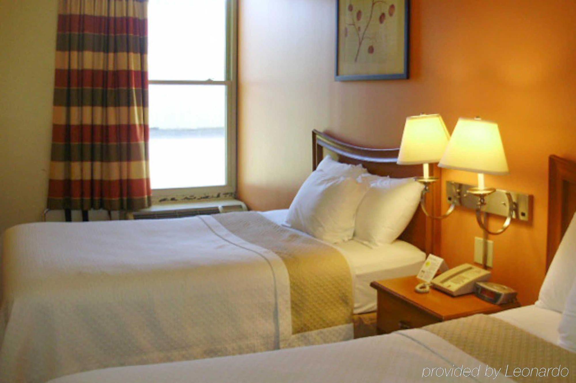 Quality Inn Bangor Airport Exterior photo